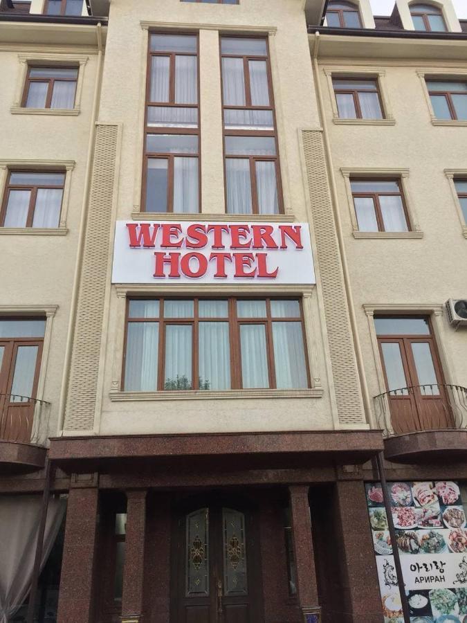 Western Suites Hotel Taschkent Exterior foto