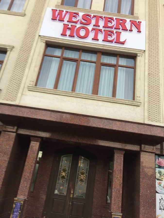 Western Suites Hotel Taschkent Exterior foto