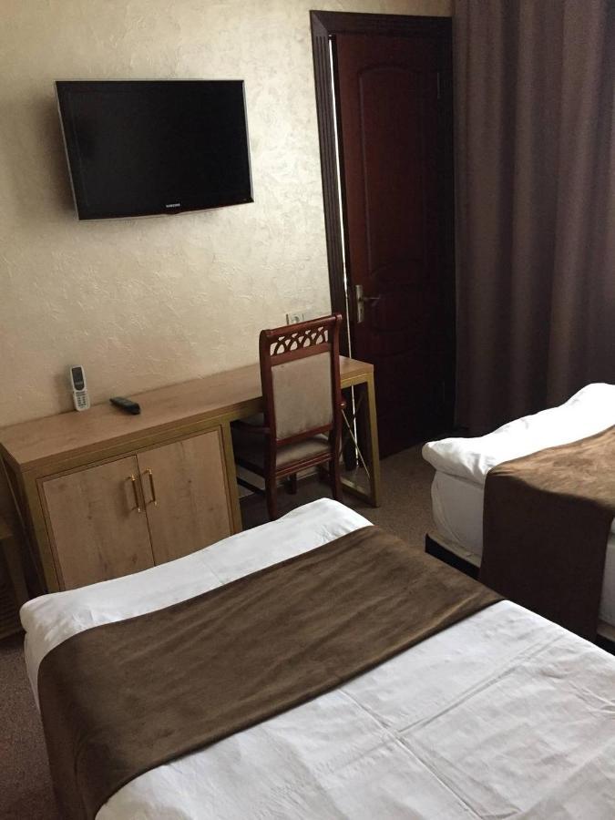 Western Suites Hotel Taschkent Exterior foto
