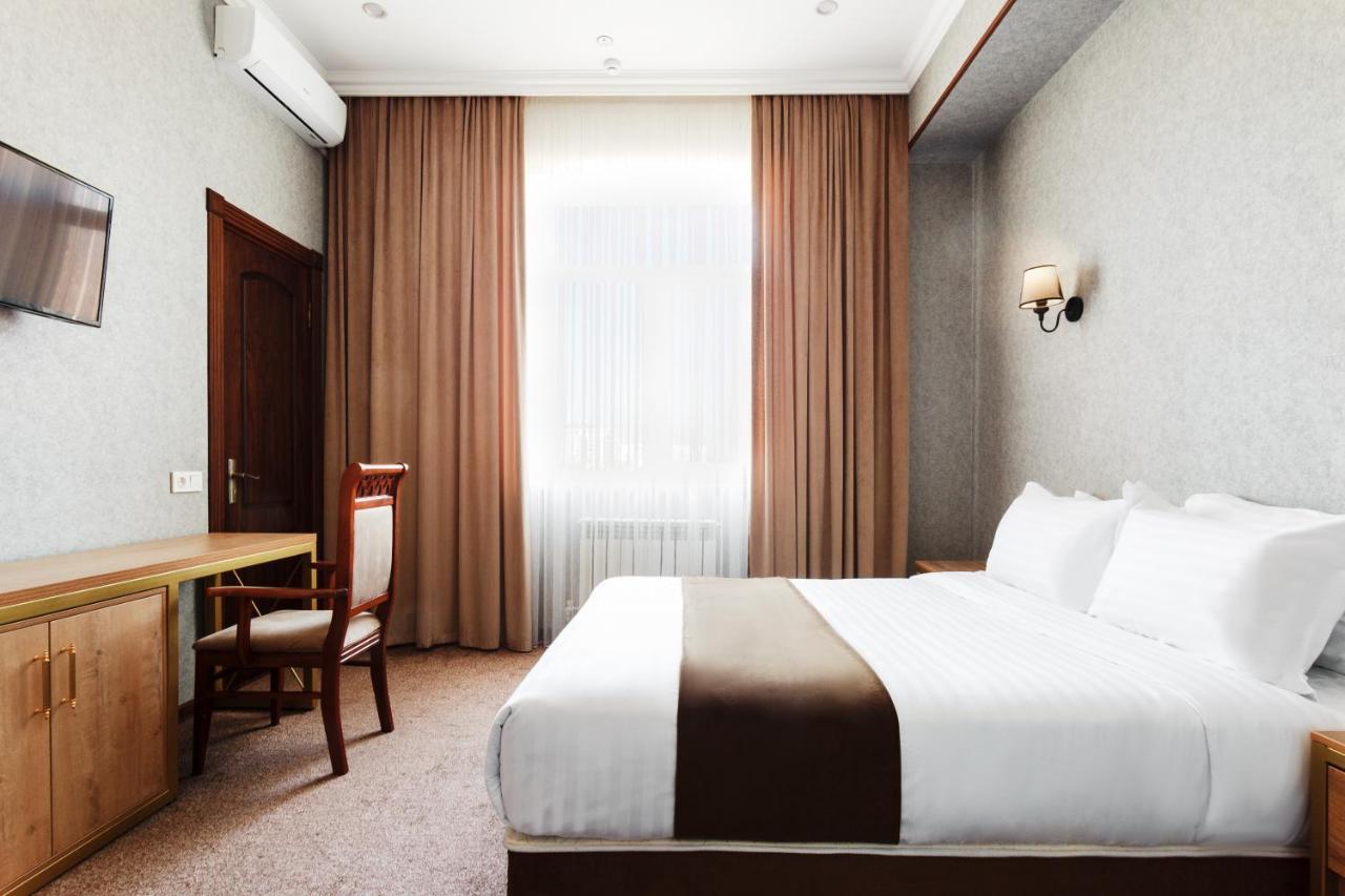 Western Suites Hotel Taschkent Exterior foto