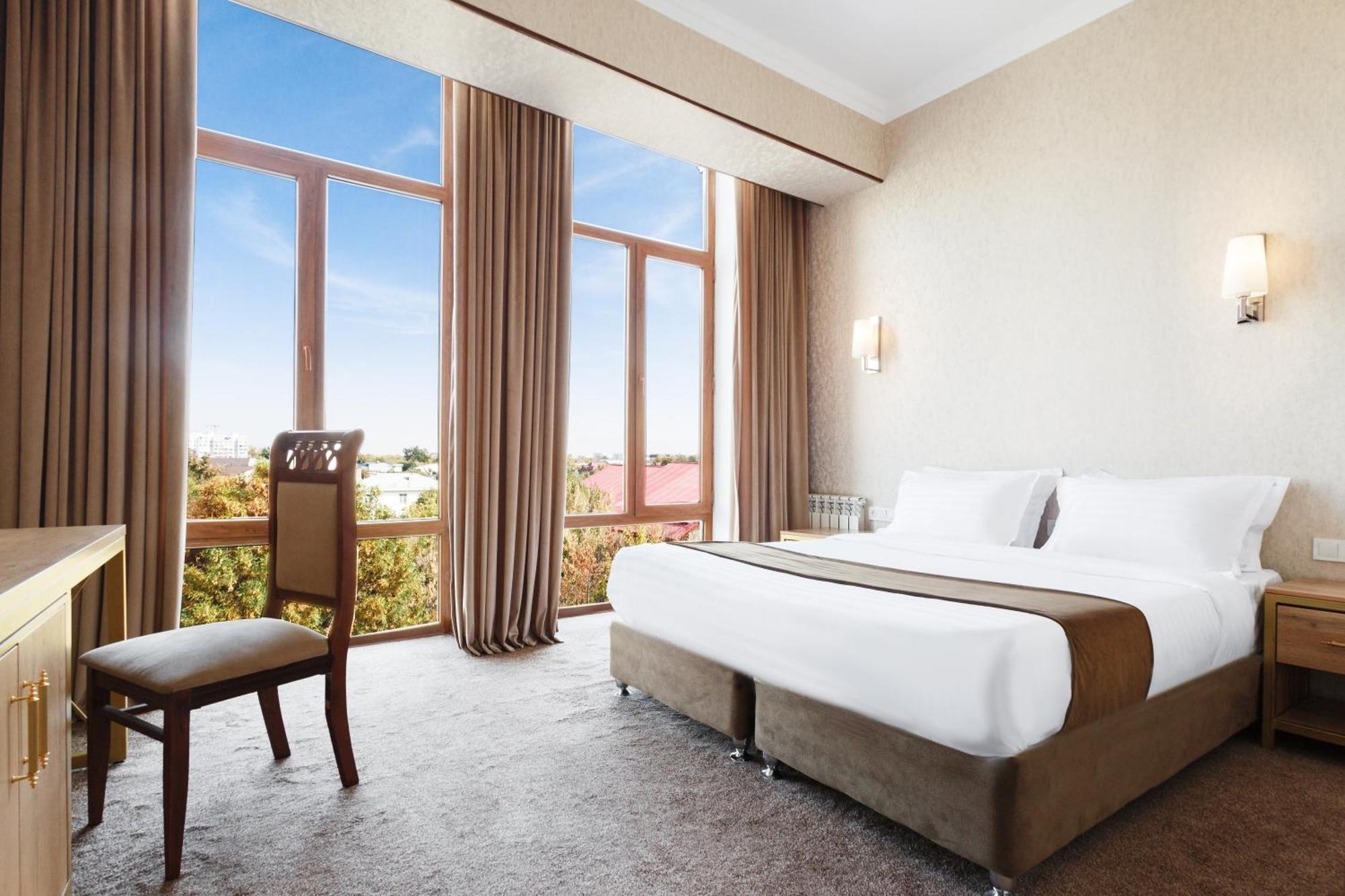 Western Suites Hotel Taschkent Exterior foto